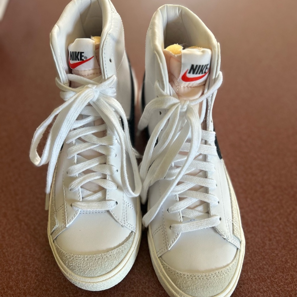 Nike High-Top Blazer Sneakers - Picture 8 of 8